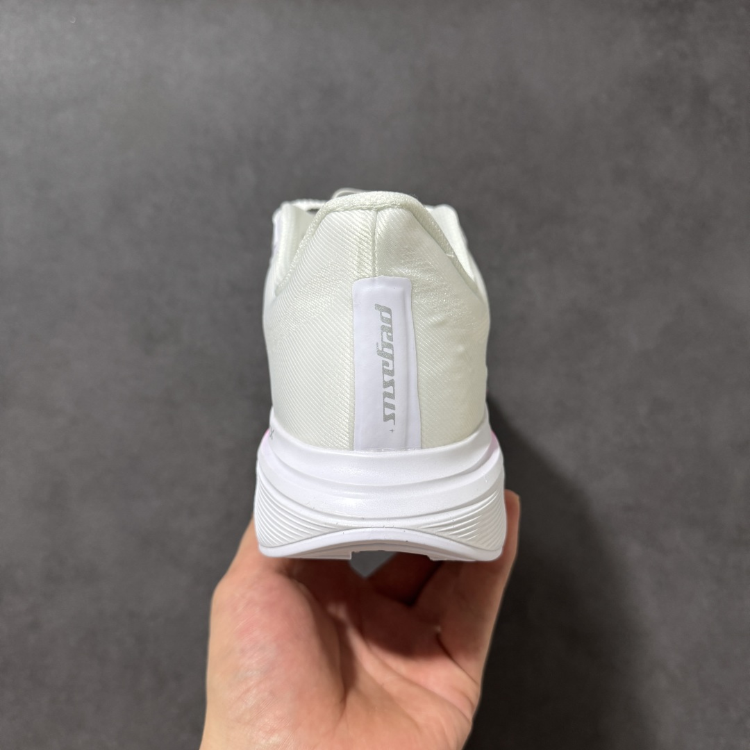 图片[4]-【公司级】Nike Air Zoom Pegasus Plus 耐克飞马加强版系列低帮马拉松休闲运动慢跑鞋 升级原楦原纸版数据开发 采用弹性 Flyknit 飞织鞋面材质 内里嵌入定型海绵 全掌型 ZoomX 泡绵中底 外置防滑耐磨橡胶底片 货号：IM2541-006 尺码：36 36.5 37.5 38 38.5 39 40 40.5 41 42 42.5 43 44 45-选品中心