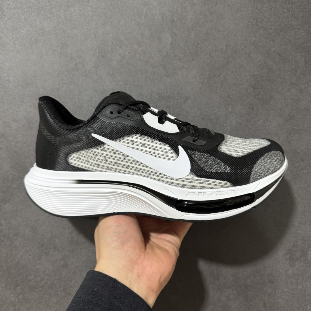【公司级】Nike Air Zoom Pegasus Plus 耐克飞马加强版系列低帮马拉松休闲运动慢跑鞋 升级原楦原纸版数据开发 采用弹性 Flyknit 飞织鞋面材质 内里嵌入定型海绵 全掌型 ZoomX 泡绵中底 外置防滑耐磨橡胶底片 货号：IM2541-002 尺码：36 36.5 37.5 38 38.5 39 40 40.5 41 42 42.5 43 44 45-选品中心