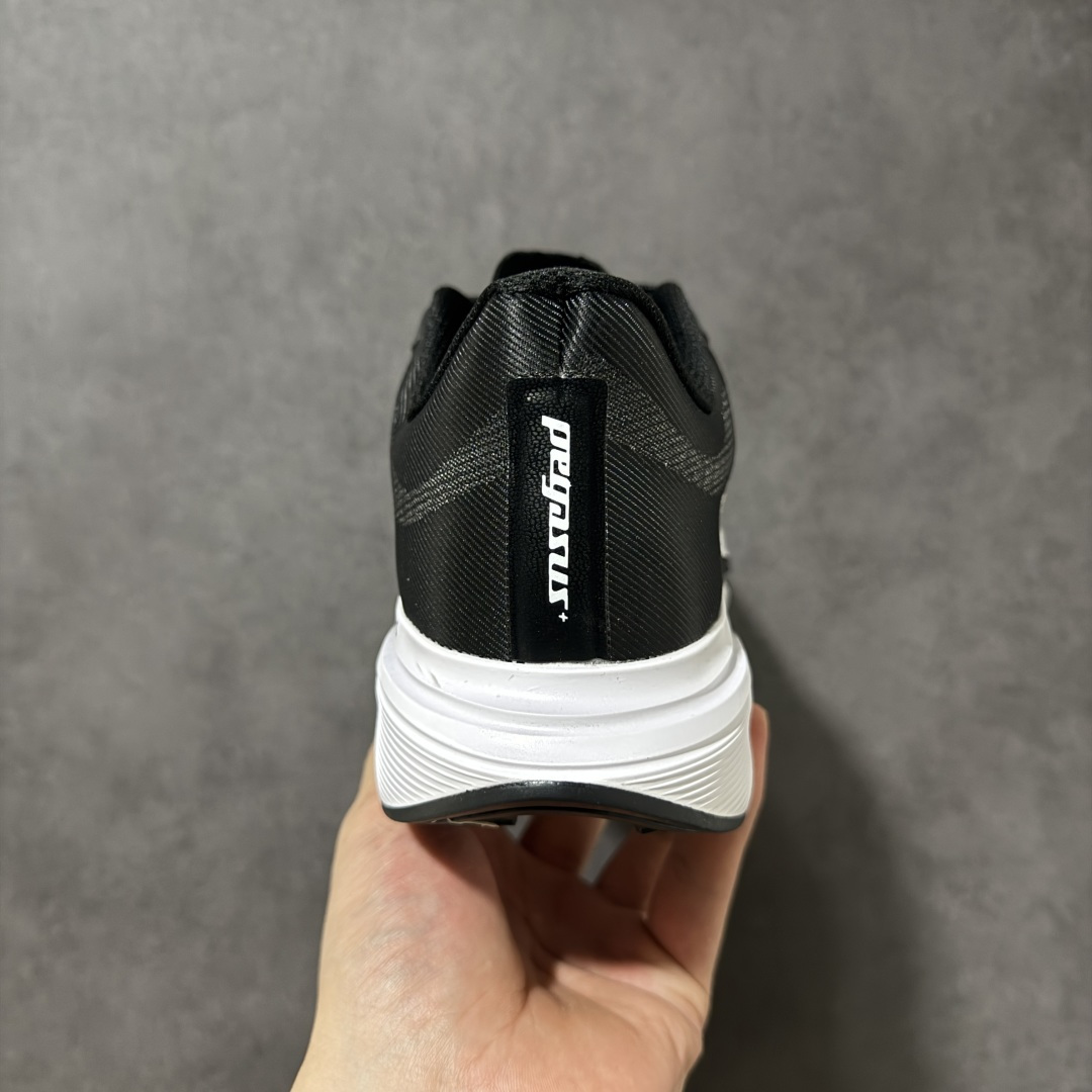 图片[4]-【公司级】Nike Air Zoom Pegasus Plus 耐克飞马加强版系列低帮马拉松休闲运动慢跑鞋 升级原楦原纸版数据开发 采用弹性 Flyknit 飞织鞋面材质 内里嵌入定型海绵 全掌型 ZoomX 泡绵中底 外置防滑耐磨橡胶底片 货号：IM2541-002 尺码：36 36.5 37.5 38 38.5 39 40 40.5 41 42 42.5 43 44 45-选品中心