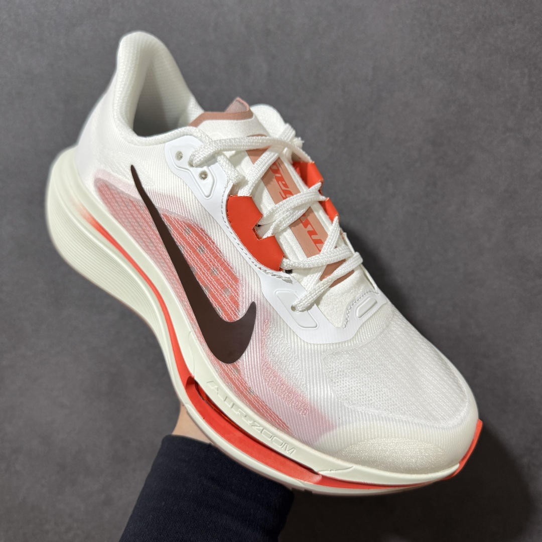 图片[3]-【公司级】Nike Air Zoom Pegasus Plus 耐克飞马加强版系列低帮马拉松休闲运动慢跑鞋 升级原楦原纸版数据开发 采用弹性 Flyknit 飞织鞋面材质 内里嵌入定型海绵 全掌型 ZoomX 泡绵中底 外置防滑耐磨橡胶底片 货号：IM2541-008 尺码：36 36.5 37.5 38 38.5 39 40 40.5 41 42 42.5 43 44 45-选品中心