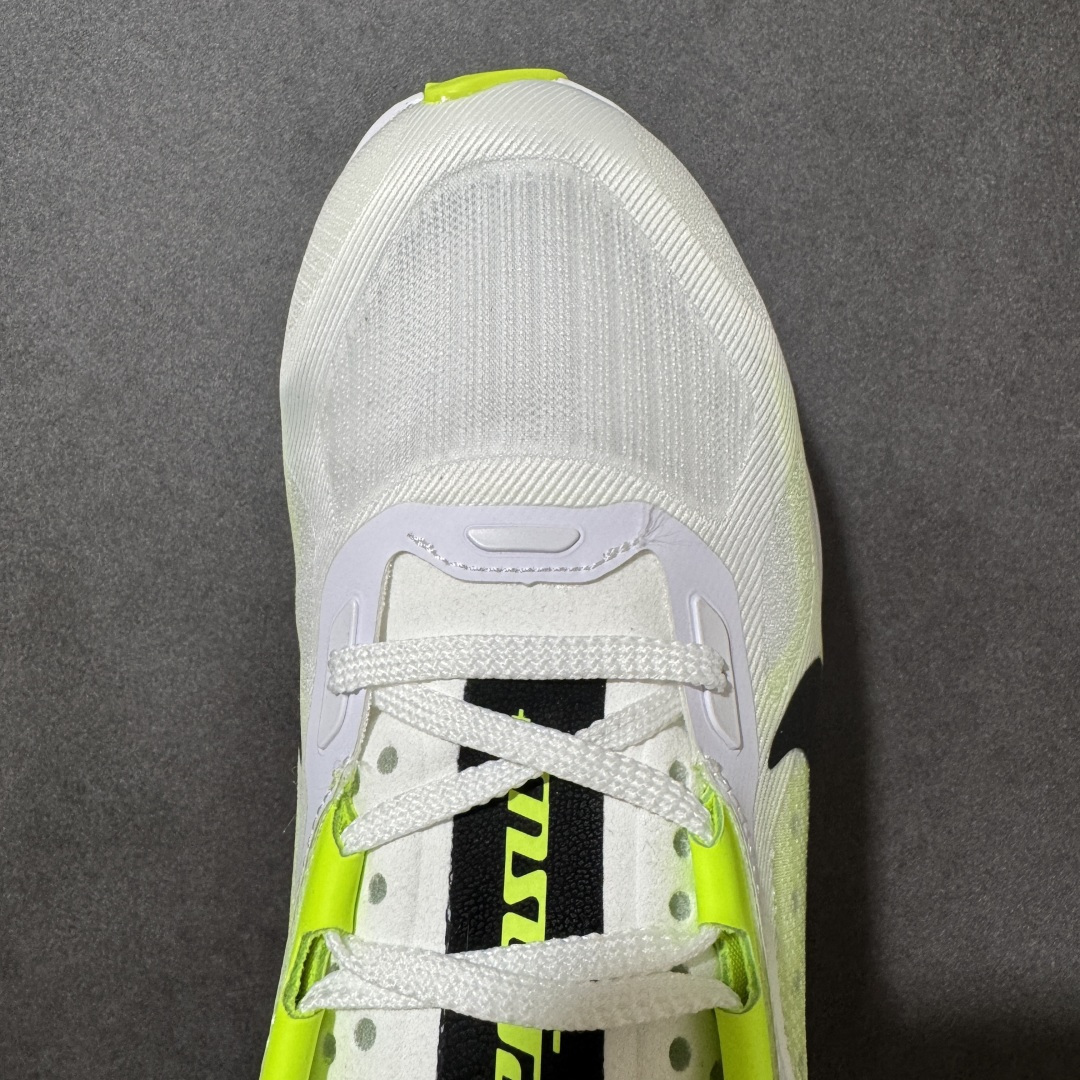 图片[8]-【公司级】Nike Air Zoom Pegasus Plus 耐克飞马加强版系列低帮马拉松休闲运动慢跑鞋 升级原楦原纸版数据开发 采用弹性 Flyknit 飞织鞋面材质 内里嵌入定型海绵 全掌型 ZoomX 泡绵中底 外置防滑耐磨橡胶底片 货号：IM2541-101 尺码：36 36.5 37.5 38 38.5 39 40 40.5 41 42 42.5 43 44 45-选品中心