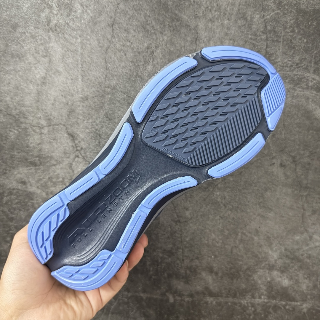 图片[9]-【RS纯原】Nike Air Zoom Pegasus 42 登月42代超级飞马系列马拉松跑步鞋 IB1873-401 平台专供 充正品质 原材料打造 中底搭载前Zoom+全掌React配置 全部原鞋开发打造 所有细节全部同步原版 全新一代拥有 Zoom Air 一如既往的稳定感和流畅感 鞋面采用工程网眼设计 为特定高热区域营造出色透气性 进一步增加鞋面的穿孔数量 让足部能够快速散热 中足搭配 Flywire 飞线 在高速运动时营造舒适稳定的贴合感 内置Zoon气垫加持 动力十足！ 尺码： 39-46-选品中心