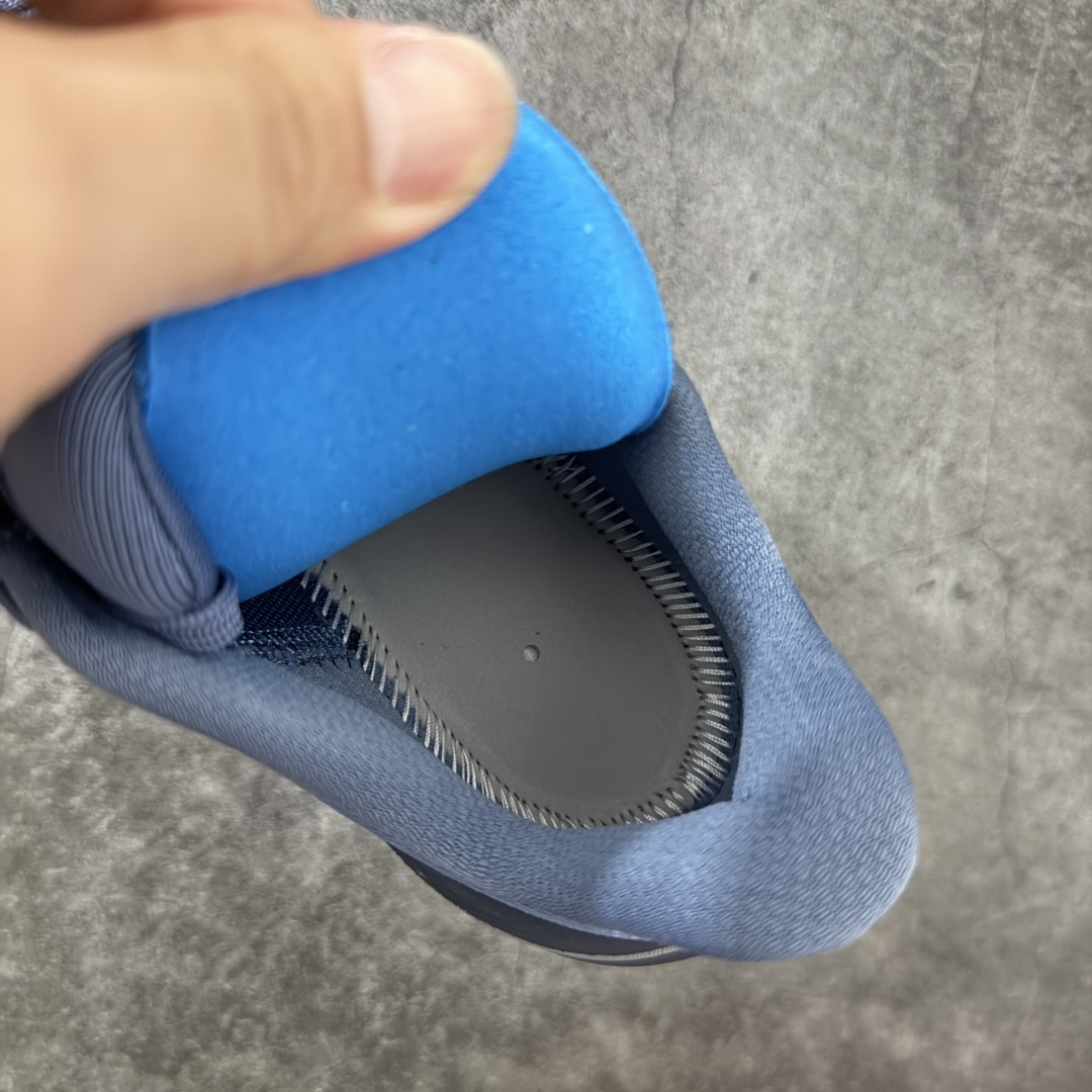 图片[10]-【RS纯原】Nike Air Zoom Pegasus 42 登月42代超级飞马系列马拉松跑步鞋 IB1873-401 平台专供 充正品质 原材料打造 中底搭载前Zoom+全掌React配置 全部原鞋开发打造 所有细节全部同步原版 全新一代拥有 Zoom Air 一如既往的稳定感和流畅感 鞋面采用工程网眼设计 为特定高热区域营造出色透气性 进一步增加鞋面的穿孔数量 让足部能够快速散热 中足搭配 Flywire 飞线 在高速运动时营造舒适稳定的贴合感 内置Zoon气垫加持 动力十足！ 尺码： 39-46-选品中心
