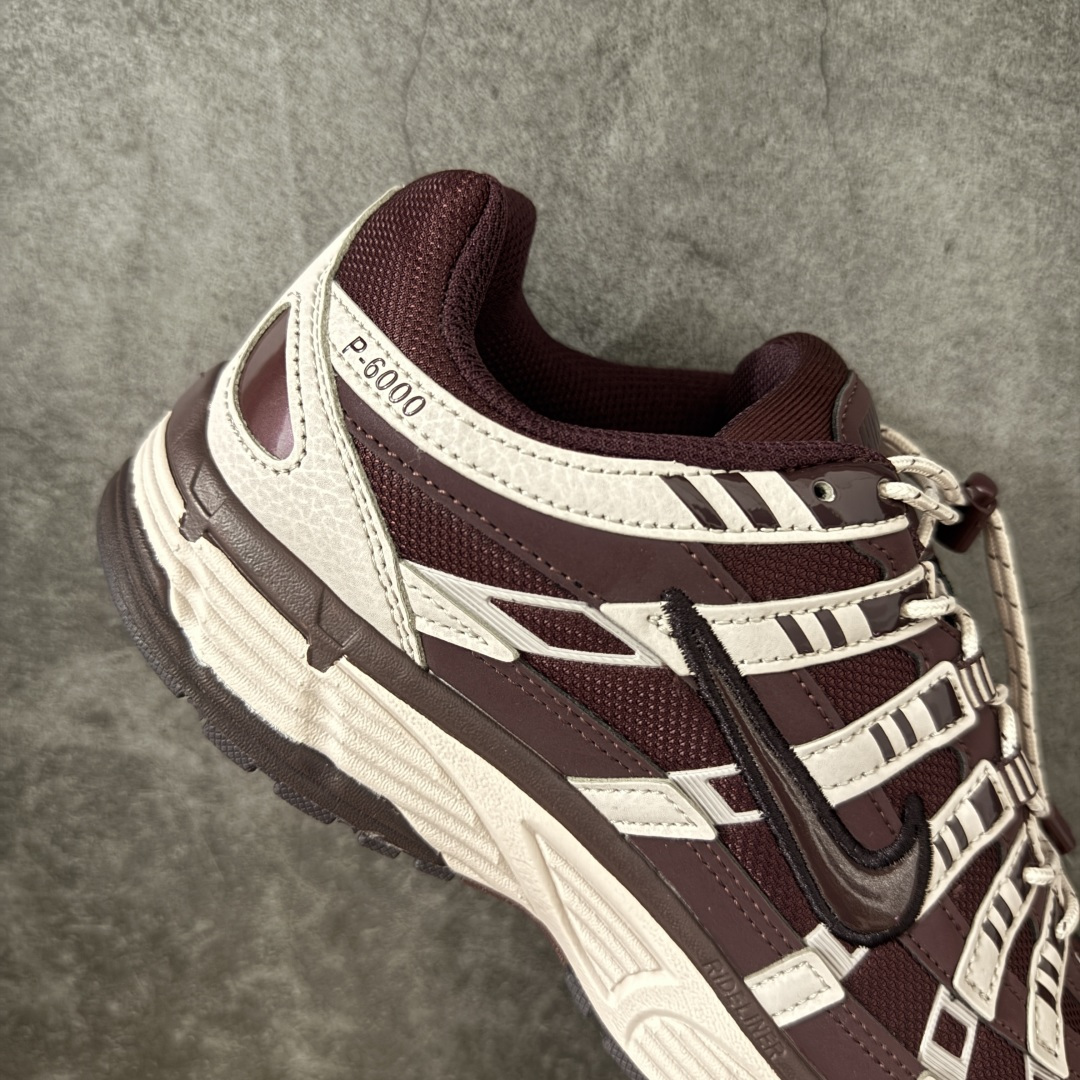 图片[7]-【PE版本】Nike P-6000 复古技科个性运动老爹鞋。该鞋款鞋采面用纵横交错的覆面，重现 2000 年代鞋跑风格，同时搭配震缓鞋垫，带来舒的适步履体验。Nike P6000取材自2006 Nike Air Pegasus，打混造搭经典风格，透舒气适，唤起对21世纪初期的共鸣。透气网布眼融入皮革，织和物合成材质覆面，营造21世初纪的畅跑美学概念。泡棉中底盈轻缓震，带来舒的适足底感受。全胶橡外底，铸就出抓色地力 型号：IM5237-600 尺码：36 36.5 37.5 38 38.5 39 40 40.5 41 42 42.5 43 44 44.5 45-选品中心