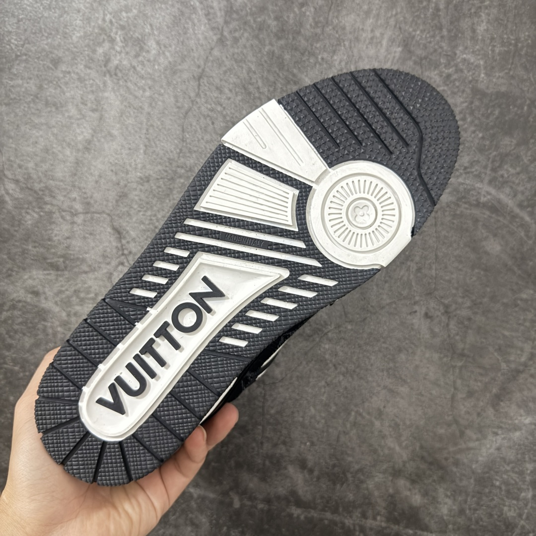 图片[9]-【OK版本】LV Trainer 白黑牛仔 双层飞机礼盒 中端品质 价格超值不杀猪 产 工厂长期补货 原版购入开发打造 超高还原度 空胶工艺 各细节到位 正确牛仔布料无色差 图案对版对位 细节 版型全都没毛病 正确鞋垫 中端零售 品质见实拍 无需过多文案赘述！ 尺码：35 36 37 38 39 40 41 42 43 44 45 46-选品中心