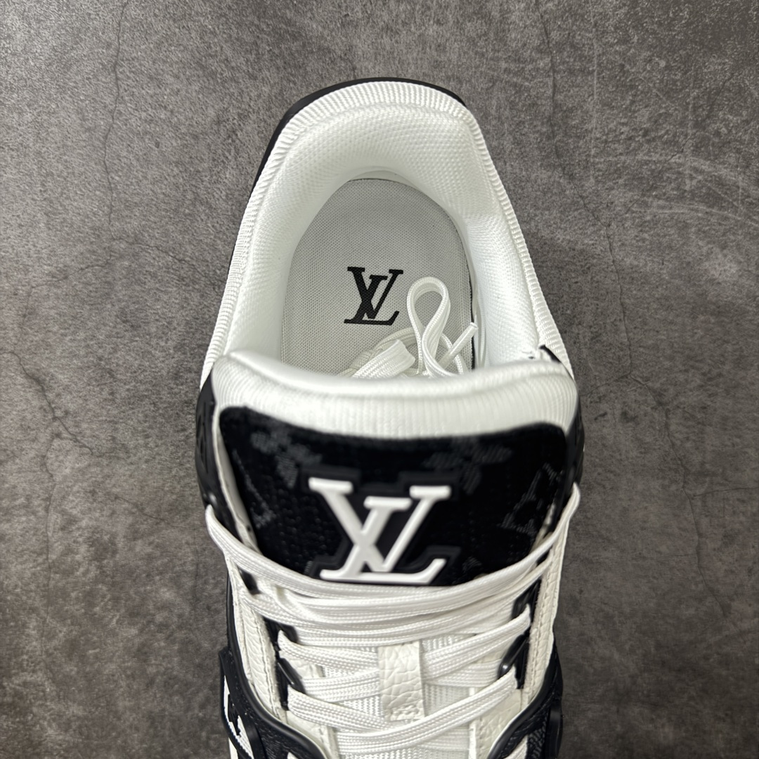 图片[8]-【OK版本】LV Trainer 白黑牛仔 双层飞机礼盒 中端品质 价格超值不杀猪 产 工厂长期补货 原版购入开发打造 超高还原度 空胶工艺 各细节到位 正确牛仔布料无色差 图案对版对位 细节 版型全都没毛病 正确鞋垫 中端零售 品质见实拍 无需过多文案赘述！ 尺码：35 36 37 38 39 40 41 42 43 44 45 46-选品中心