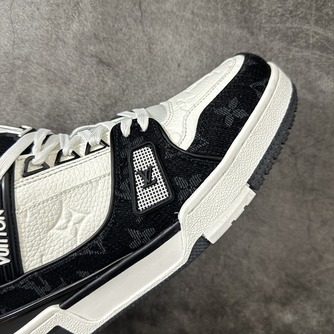 图片[6]-【OK版本】LV Trainer 白黑牛仔 双层飞机礼盒 中端品质 价格超值不杀猪 产 工厂长期补货 原版购入开发打造 超高还原度 空胶工艺 各细节到位 正确牛仔布料无色差 图案对版对位 细节 版型全都没毛病 正确鞋垫 中端零售 品质见实拍 无需过多文案赘述！ 尺码：35 36 37 38 39 40 41 42 43 44 45 46-选品中心