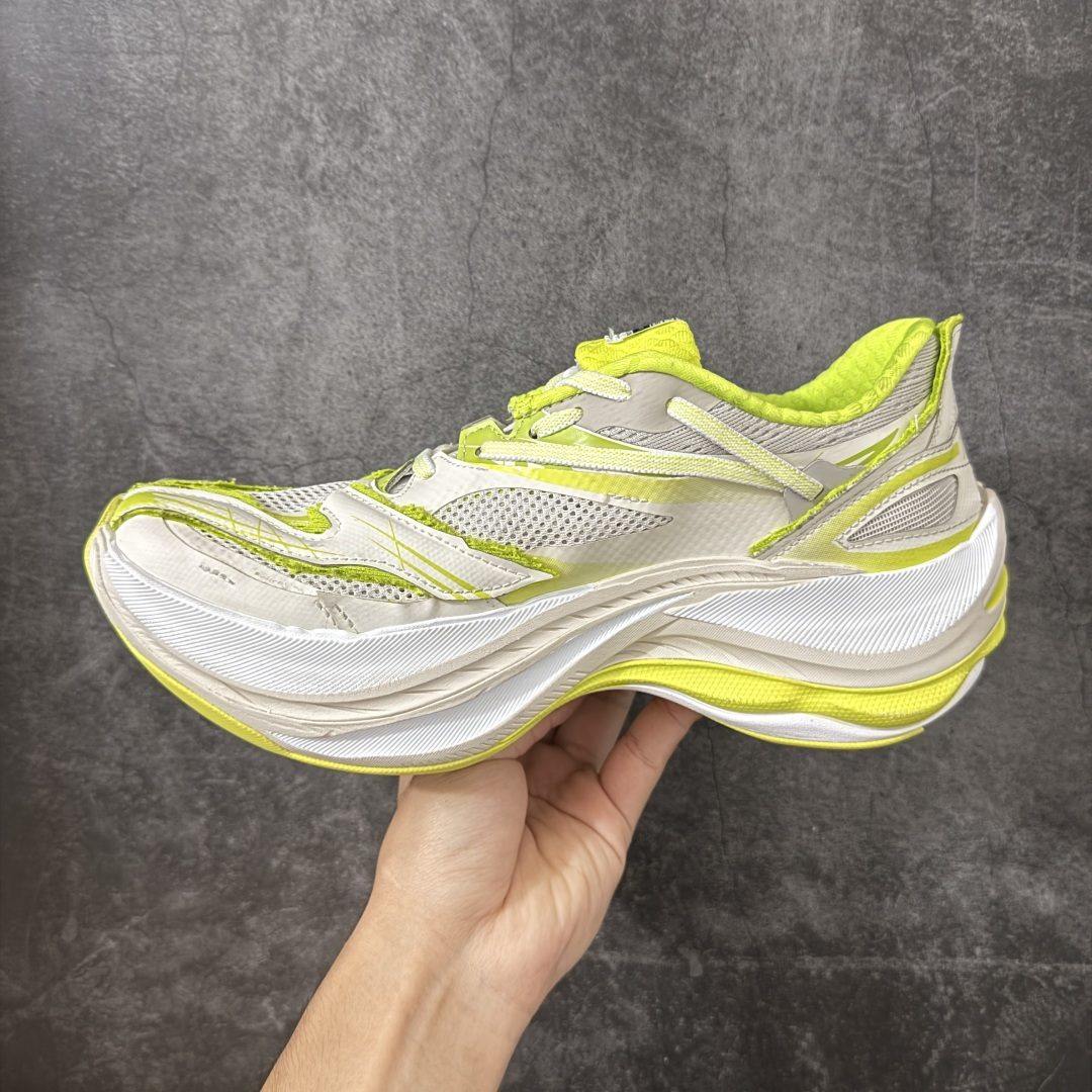 图片[2]-【XA纯原】Balenciaga巴黎世家26代 Jet 压纹印花 圆头厚底4.25cm 低帮 老爹鞋 白黄色 市场老牌巴黎世家大厂出品 品质价格无需多言 原鞋原材料打造 一比一细节还原 此款相对之前款式轻质很多 超厚鞋底增高4-5cm 高街风格 尺码：35-46-选品中心