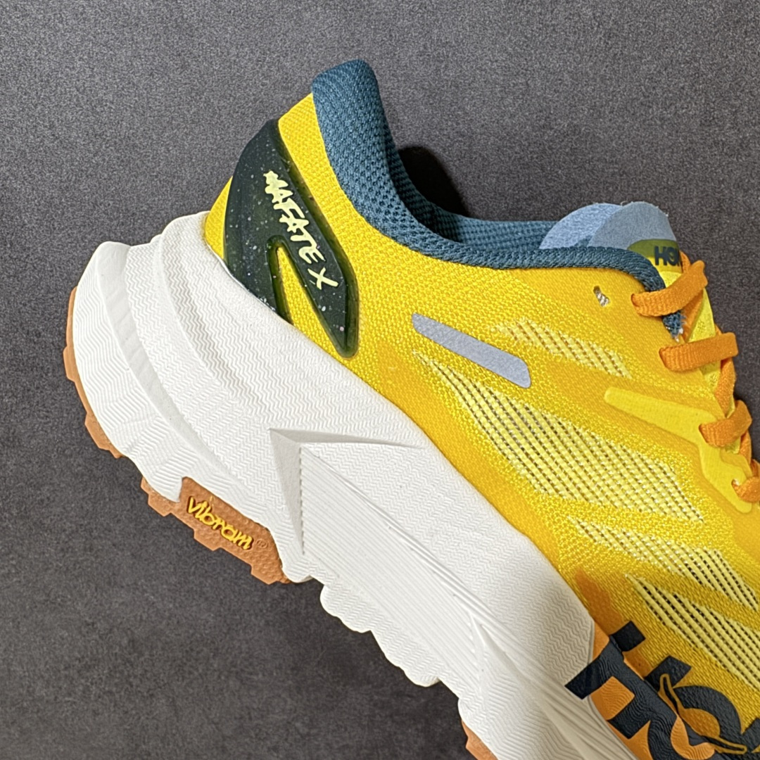 图片[7]-【公司级】Hoka Mafate Speed X 马法特厚底轻量山地跑步鞋 1161990 ZTM  #超轻量中底全部用料过3C认证！ 滚动平衡科技减少33%能量消耗 ！外底韧弹感十足的EVA泡绵，结合Vibram橡胶大底，性能稳定输出，无论是平时穿着还是在潮湿的梅雨季节跑步，都是非常优秀的搭配。  尺码：36 36.5 37 38 38.5 39 40 40.5 41 42 42.5 43 44 45-选品中心