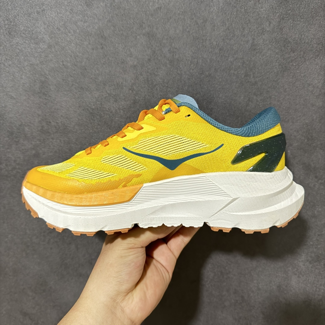 图片[2]-【公司级】Hoka Mafate Speed X 马法特厚底轻量山地跑步鞋 1161990 ZTM  #超轻量中底全部用料过3C认证！ 滚动平衡科技减少33%能量消耗 ！外底韧弹感十足的EVA泡绵，结合Vibram橡胶大底，性能稳定输出，无论是平时穿着还是在潮湿的梅雨季节跑步，都是非常优秀的搭配。  尺码：36 36.5 37 38 38.5 39 40 40.5 41 42 42.5 43 44 45-选品中心