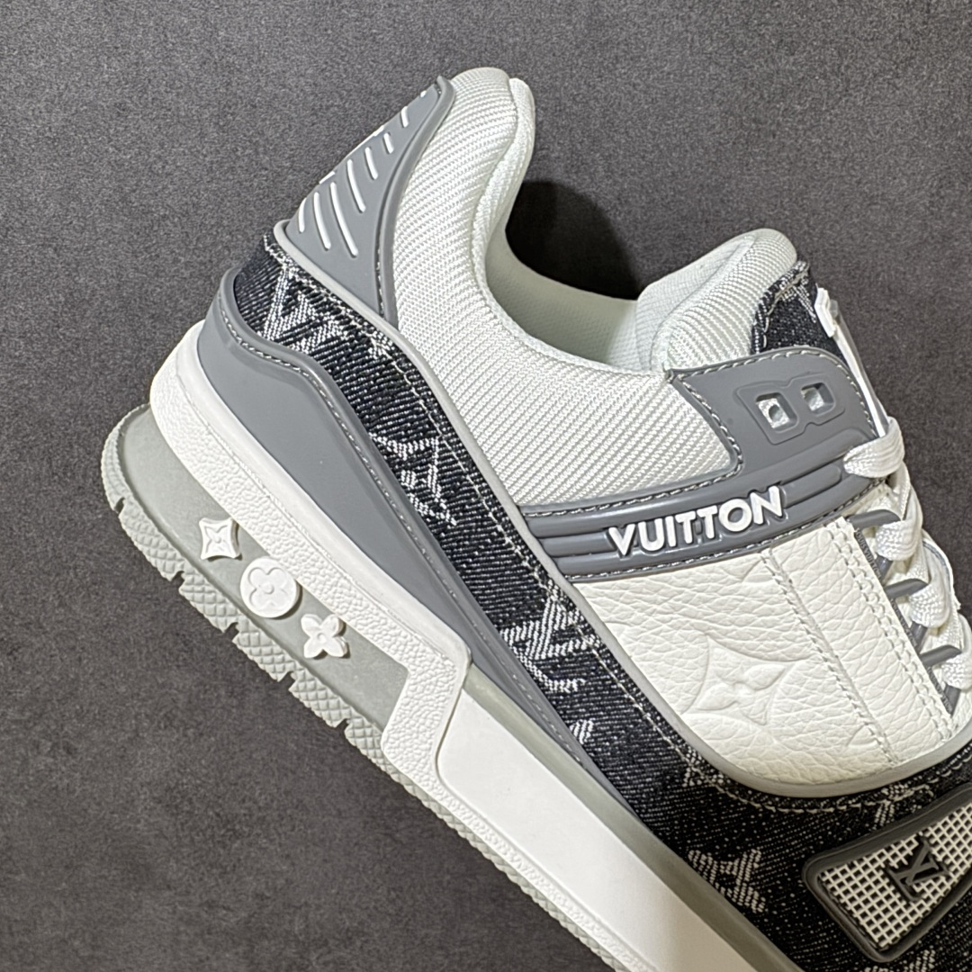 图片[7]-【OK版本】LV Trainer 白灰牛仔 双层飞机礼盒 中端品质 价格超值不杀猪 产 工厂长期补货 原版购入开发打造 超高还原度 空胶工艺 各细节到位 正确牛仔布料无色差 图案对版对位 细节 版型全都没毛病 正确鞋垫 中端零售 品质见实拍 无需过多文案赘述！ 尺码：35 36 37 38 39 40 41 42 43 44 45 46-选品中心