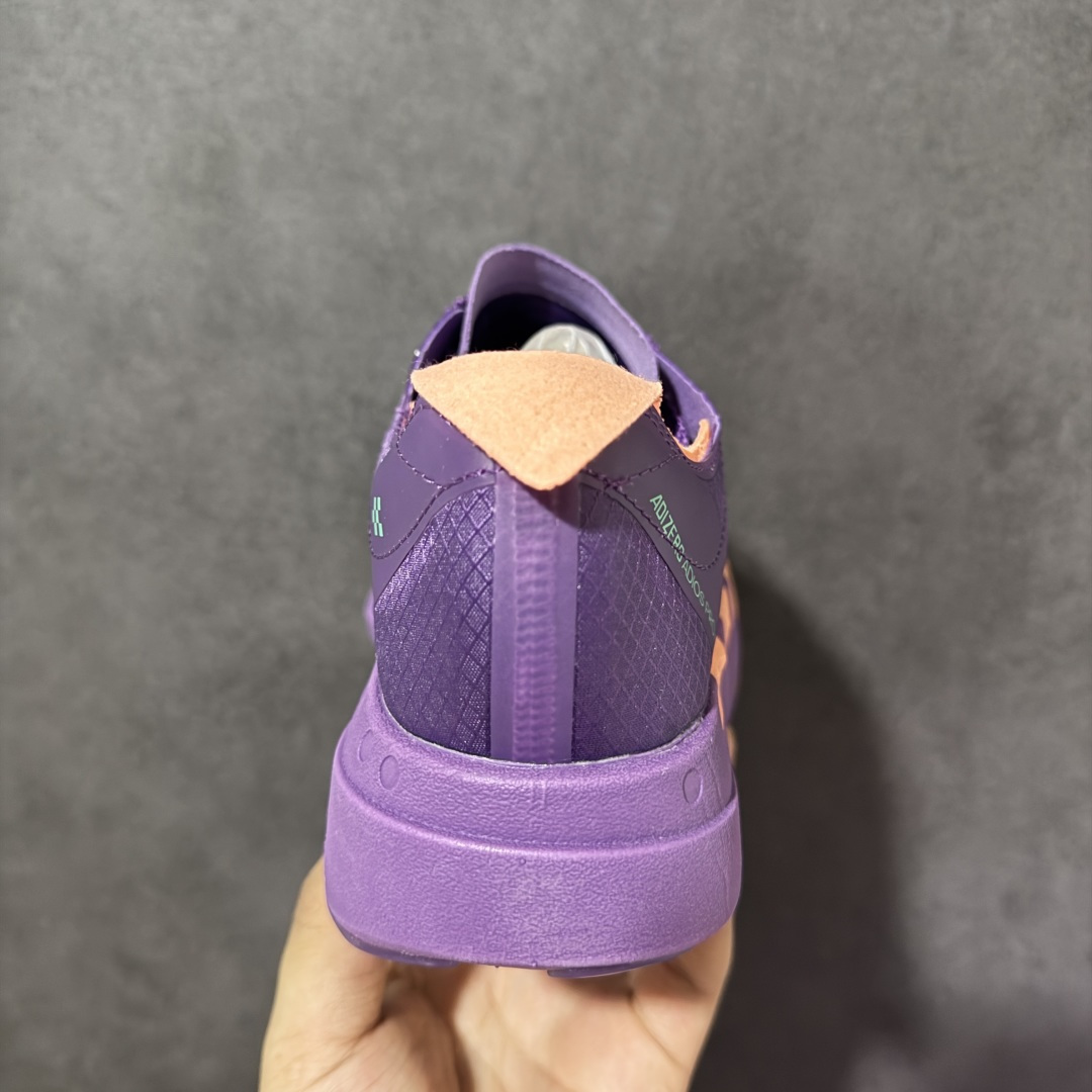 图片[4]-【公司级】ADIZERO ADIOS PRO 4 M 阿迪超轻透气缓震跑鞋   整体外观造型与adiZero Adios Pro EVO 1非常相似 中底配置方面搭载全掌Lightstrike Pro 鞋面采用透气网面示人 契合日常训练鞋的定位 更加耐用 外底给到了马牌橡胶 及上代竞速旗舰adidas Adizero Adios Pro 3区域分布 货号： JR1288 尺码：36-45-选品中心