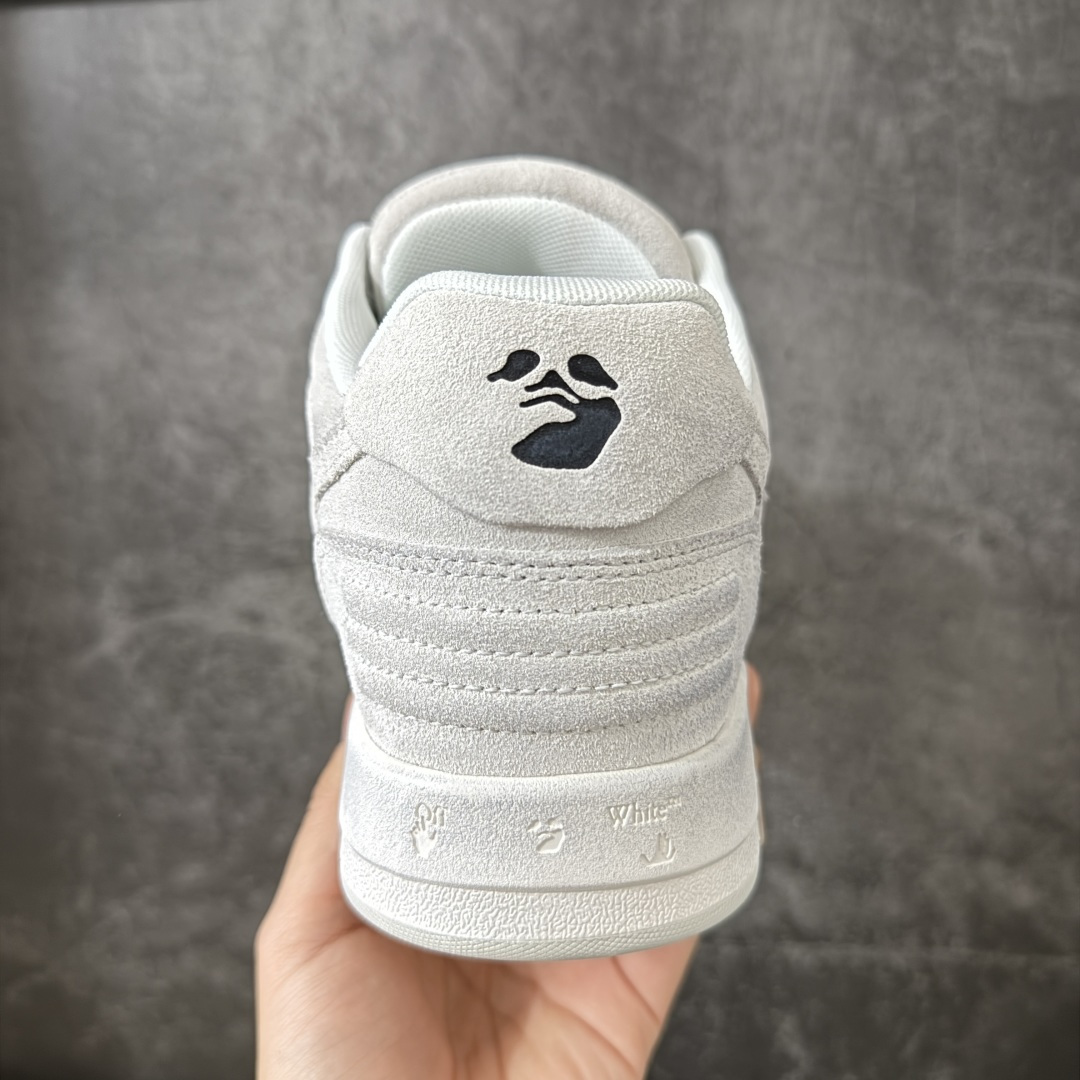 图片[4]-【原厂版】OFF-WHITE Out Of Office OW低帮时尚板鞋 白黑 全新版本 大厂出货 全头层软质皮料 质感满分💯 细节描述市场货 配件齐全 杨幂同款 由经典配色打造 箭头符号、ZipTie 标签、1ogo印花等经典元素皆在此呈现 让人一眼明了 Off-White 的潮流身份 单品以黑白配色皮质制成 饰有品牌标志性 zip Tie 束线带吊牌 侧面饰有 Arrows 图案 展现出品牌对街头风格的偏爱 原厂原档案开发 原盒原标原厂头层皮料 官方原版设计 做工细节全方位对比原鞋 尺码：35 36 37 38 39 40 41 42 43 44 45 46 47-选品中心