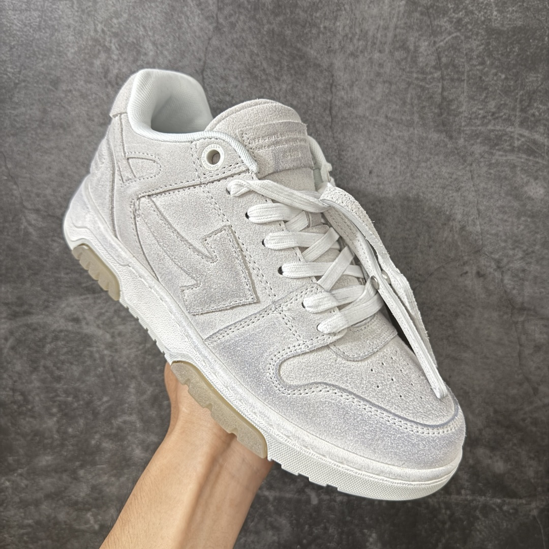 图片[3]-【原厂版】OFF-WHITE Out Of Office OW低帮时尚板鞋 白黑 全新版本 大厂出货 全头层软质皮料 质感满分💯 细节描述市场货 配件齐全 杨幂同款 由经典配色打造 箭头符号、ZipTie 标签、1ogo印花等经典元素皆在此呈现 让人一眼明了 Off-White 的潮流身份 单品以黑白配色皮质制成 饰有品牌标志性 zip Tie 束线带吊牌 侧面饰有 Arrows 图案 展现出品牌对街头风格的偏爱 原厂原档案开发 原盒原标原厂头层皮料 官方原版设计 做工细节全方位对比原鞋 尺码：35 36 37 38 39 40 41 42 43 44 45 46 47-选品中心