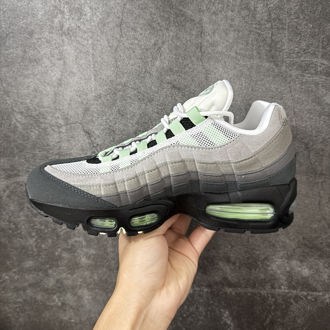 图片[2]-【KZ2.0版本】Nike Air Max 95 黑灰绿 货号：HJ5996-005 外贸顶级专供 区别先行版 全部配色原鞋原尺码开发生产 极致还原 全部原厂材料一比一打造 一眼ZP既视感 欢迎对比市场版本 尺码：40 40.5 41 42 42.5 43 44 44.5 45 46 46.5 47.5 48 48.5-选品中心