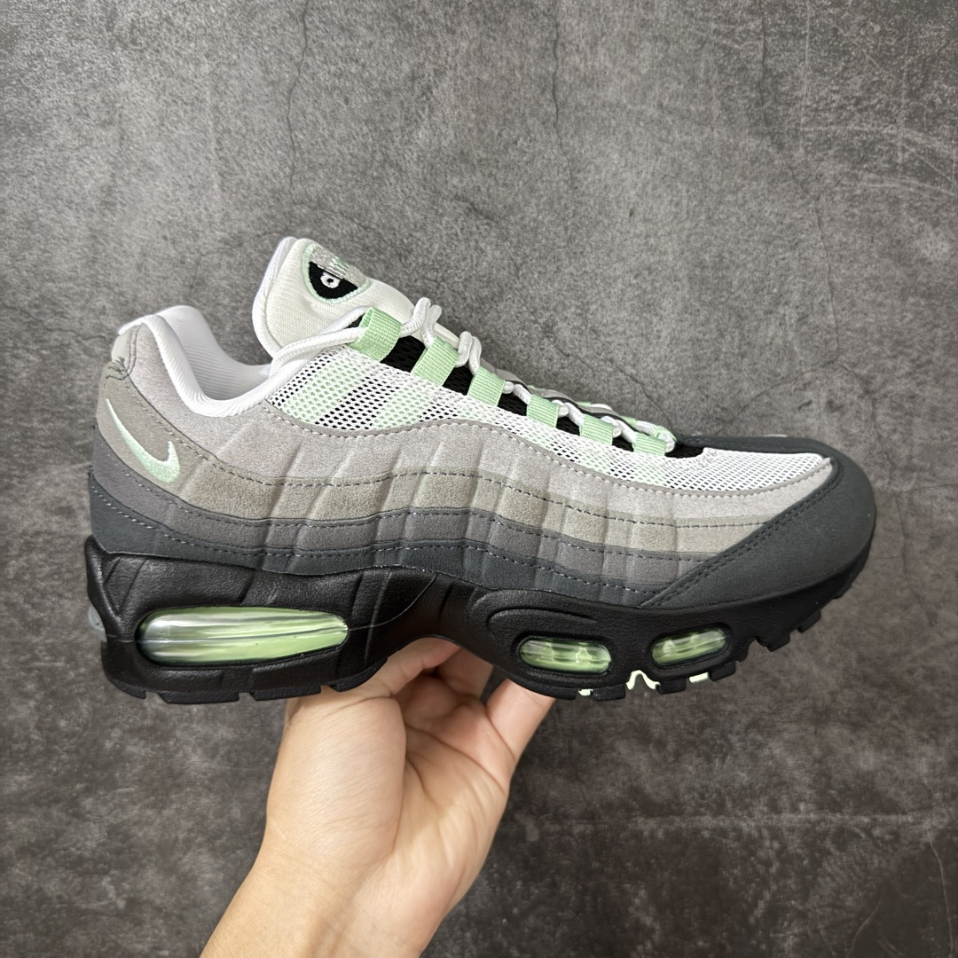 【KZ2.0版本】Nike Air Max 95 黑灰绿 货号：HJ5996-005 外贸顶级专供 区别先行版 全部配色原鞋原尺码开发生产 极致还原 全部原厂材料一比一打造 一眼ZP既视感 欢迎对比市场版本 尺码：40 40.5 41 42 42.5 43 44 44.5 45 46 46.5 47.5 48 48.5-选品中心