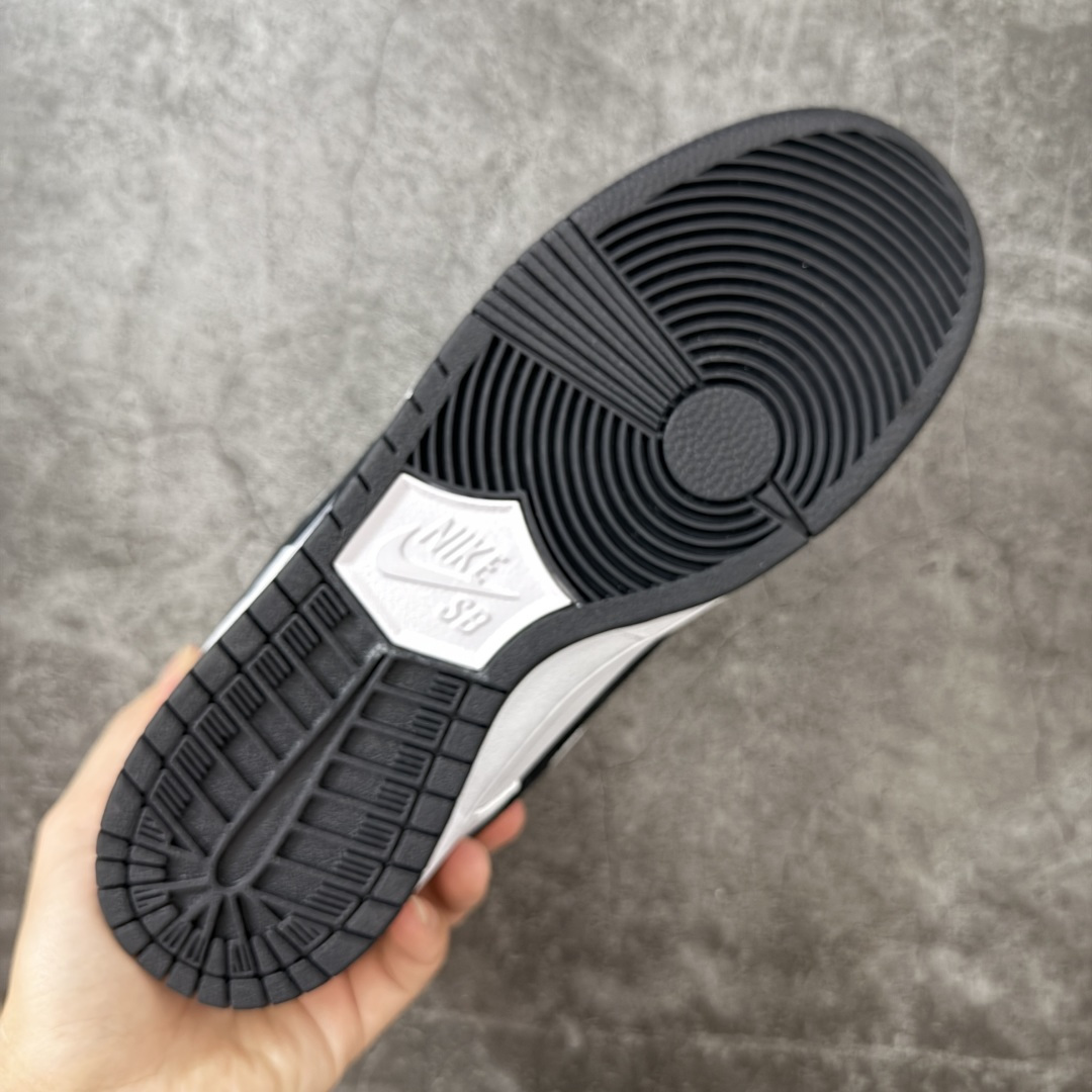 图片[9]-【N版纯原】Dunk SB Low 经典白黑 HF3704-100 纯原品质 无论清洁度 做工鞋型 用料 都是最高标准打造 原厂原档案开发，原盒原标，原厂头层皮料，官方原版设计，做工细节全方位比对原鞋。 尺码：35.5 36 36.5 37.5 38 38.5 39 40 40.5 41 42 42.5 43 44 44.5 45 46 47.5-选品中心