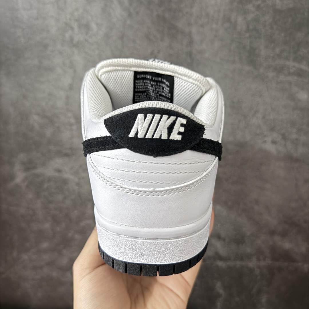 图片[4]-【N版纯原】Dunk SB Low 经典白黑 HF3704-100 纯原品质 无论清洁度 做工鞋型 用料 都是最高标准打造 原厂原档案开发，原盒原标，原厂头层皮料，官方原版设计，做工细节全方位比对原鞋。 尺码：35.5 36 36.5 37.5 38 38.5 39 40 40.5 41 42 42.5 43 44 44.5 45 46 47.5-选品中心