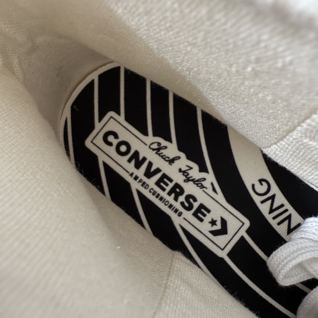 图片[8]-【虎扑2.0小头版】 Converse CHUCK 70 X 匡威1970s 舒适运动 高帮 帆布鞋 男女同款 白色 A24227C 全新开发 不仅仅为小鞋头 细节 材料 做工 全方位升级 经典永不过时 十年老厂出品 平台正品订单 超稳定的品控清洁度 全套原厂材料配置 原厂硫化工艺 油性扁平尖头 原厂楦头纸板数据 一体化超软蓝底加持 超软EVA鞋垫 后掌灰色缓震胶 脚感一比一还原 耐磨橡胶大底 越南产内外标 原盒黑色吊牌 超高清洁度 随意冲正 如有更好白送 尺码：35 36 36.5 37 37.5 38 39 39.5 40 41 41.5 42 42.5 43 44-选品中心
