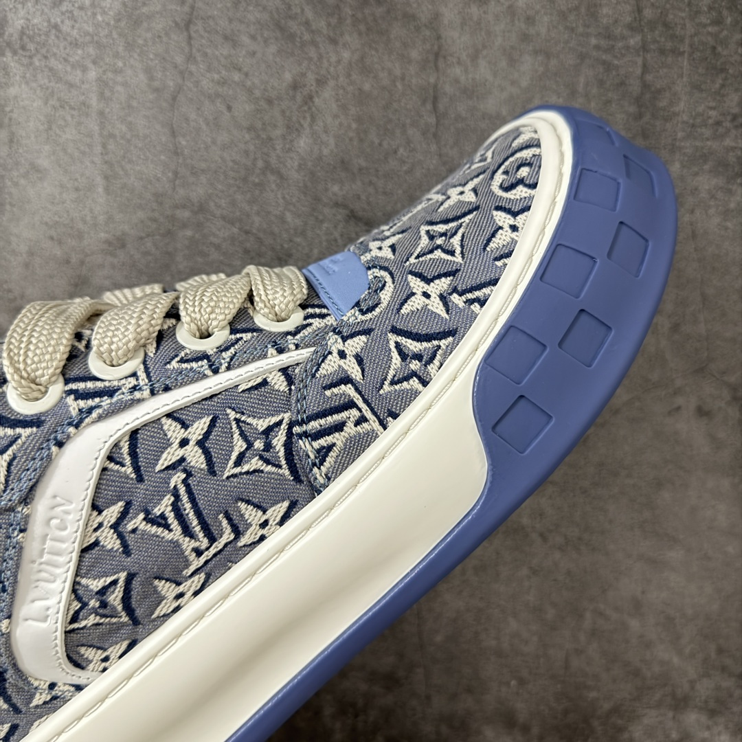 图片[6]-【HS顶级礼盒版】LV 路易威登LOUIS VUITTON Tilted Low Sneakers 倾斜系列低帮复古休闲运动文化百搭板鞋 2026早春款板鞋 饼干鞋 礼盒包装 私模开发大底 正确细节 原鞋原材料1：1打造 完美版型做工 欢迎对比市场任何品质的货品 广东原产 专业LV大厂出品 正确底 大底开发近半年 原楦型开发纸版 全鞋原材料打造 细节 针车 烫金 中底无可挑剔 包装说明书防尘布袋物件(附送官方快递加固牛皮纸外盒!!)# 尺码：39 40 41 42 43 44 45 46-选品中心