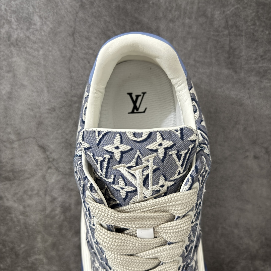 图片[8]-【HS顶级礼盒版】LV 路易威登LOUIS VUITTON Tilted Low Sneakers 倾斜系列低帮复古休闲运动文化百搭板鞋 2026早春款板鞋 饼干鞋 礼盒包装 私模开发大底 正确细节 原鞋原材料1：1打造 完美版型做工 欢迎对比市场任何品质的货品 广东原产 专业LV大厂出品 正确底 大底开发近半年 原楦型开发纸版 全鞋原材料打造 细节 针车 烫金 中底无可挑剔 包装说明书防尘布袋物件(附送官方快递加固牛皮纸外盒!!)# 尺码：39 40 41 42 43 44 45 46-选品中心