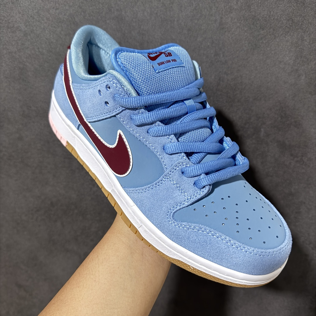 图片[3]-【公司级】NIKE SB Dunk Low 蓝色 泡泡糖 费城人 性价比天花板 DIY定制款 原装头层材料 独家版型蒸餾加工 帶來的是更好的视觉和脚感体验 大厂纯原品质出货 清洁度 电绣工艺 皮料切割干净无任何毛边 细节完美 货号： DQ4040-400 尺码：40-46带半码-选品中心
