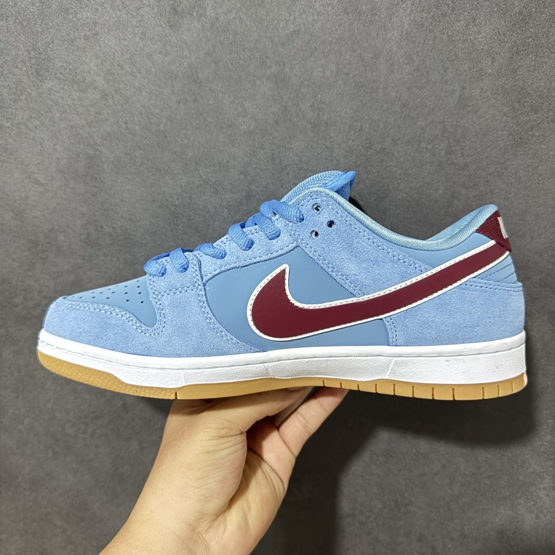 图片[2]-【公司级】NIKE SB Dunk Low 蓝色 泡泡糖 费城人 性价比天花板 DIY定制款 原装头层材料 独家版型蒸餾加工 帶來的是更好的视觉和脚感体验 大厂纯原品质出货 清洁度 电绣工艺 皮料切割干净无任何毛边 细节完美 货号： DQ4040-400 尺码：40-46带半码-选品中心