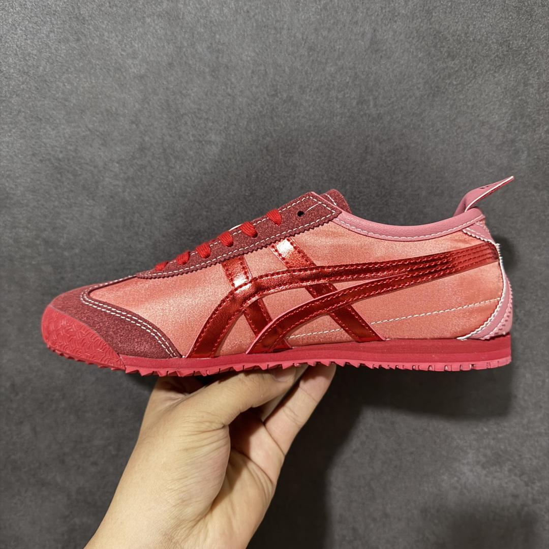 图片[2]-【公司级】Onitsuka Tiger Mexico 66 NM 阿斯克斯 鬼冢虎 鬼塚虎 低帮 红色 男女同款 舒适百搭防滑耐磨减震低邦运动德训鞋 Mexico 66运动鞋展现了60年代的复古外观，并带有现代风格，色彩和细节，使之焕然一新，凭借其传统外观和标志性设计效果，这款鞋由皮革制成，具有鞋跟交叉加固设计，凭借其传统外观和标志性的设计效果，Mexico 66型号为任何休闲装增添了永恒的风格。鬼冢虎在全球范围内收到热烈追捧，旗下的Mexicod 66系列，既舒适又时尚，让人无法抗拒。 货号：1183C636-600 尺码：35 36 37 37.5 38 39 39.5 40 40.5 41.5 42 42.5 43.5 44 44.5 45-选品中心
