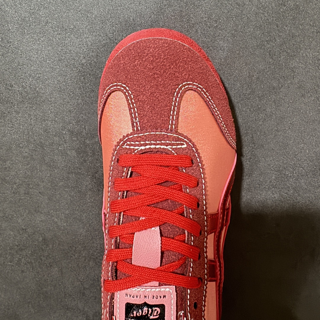 图片[5]-【公司级】Onitsuka Tiger Mexico 66 NM 阿斯克斯 鬼冢虎 鬼塚虎 低帮 红色 男女同款 舒适百搭防滑耐磨减震低邦运动德训鞋 Mexico 66运动鞋展现了60年代的复古外观，并带有现代风格，色彩和细节，使之焕然一新，凭借其传统外观和标志性设计效果，这款鞋由皮革制成，具有鞋跟交叉加固设计，凭借其传统外观和标志性的设计效果，Mexico 66型号为任何休闲装增添了永恒的风格。鬼冢虎在全球范围内收到热烈追捧，旗下的Mexicod 66系列，既舒适又时尚，让人无法抗拒。 货号：1183C636-600 尺码：35 36 37 37.5 38 39 39.5 40 40.5 41.5 42 42.5 43.5 44 44.5 45-选品中心
