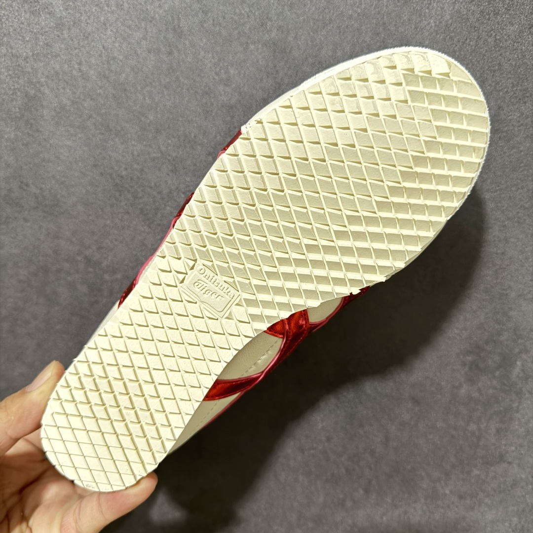 图片[9]-【公司级】Onitsuka Tiger Mexico 66 NM 阿斯克斯 鬼冢虎 鬼塚虎 低帮男女同款 舒适百搭防滑耐磨减震低邦运动德训鞋 Mexico 66运动鞋展现了60年代的复古外观，并带有现代风格，色彩和细节，使之焕然一新，凭借其传统外观和标志性设计效果，这款鞋由皮革制成，具有鞋跟交叉加固设计，凭借其传统外观和标志性的设计效果，Mexico 66型号为任何休闲装增添了永恒的风格。鬼冢虎在全球范围内收到热烈追捧，旗下的Mexicod 66系列，既舒适又时尚，让人无法抗拒。 货号：1183C176-021 尺码：35 36 37 37.5 38 39 39.5 40 40.5 41.5 42 42.5 43.5 44 44.5 45-选品中心