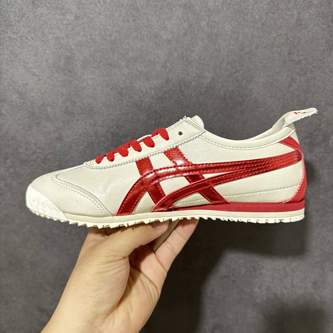 图片[2]-【公司级】Onitsuka Tiger Mexico 66 NM 阿斯克斯 鬼冢虎 鬼塚虎 低帮男女同款 舒适百搭防滑耐磨减震低邦运动德训鞋 Mexico 66运动鞋展现了60年代的复古外观，并带有现代风格，色彩和细节，使之焕然一新，凭借其传统外观和标志性设计效果，这款鞋由皮革制成，具有鞋跟交叉加固设计，凭借其传统外观和标志性的设计效果，Mexico 66型号为任何休闲装增添了永恒的风格。鬼冢虎在全球范围内收到热烈追捧，旗下的Mexicod 66系列，既舒适又时尚，让人无法抗拒。 货号：1183C176-021 尺码：35 36 37 37.5 38 39 39.5 40 40.5 41.5 42 42.5 43.5 44 44.5 45-选品中心