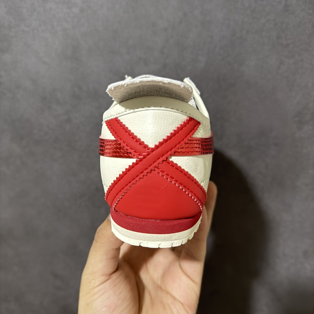 图片[4]-【公司级】Onitsuka Tiger Mexico 66 NM 阿斯克斯 鬼冢虎 鬼塚虎 低帮男女同款 舒适百搭防滑耐磨减震低邦运动德训鞋 Mexico 66运动鞋展现了60年代的复古外观，并带有现代风格，色彩和细节，使之焕然一新，凭借其传统外观和标志性设计效果，这款鞋由皮革制成，具有鞋跟交叉加固设计，凭借其传统外观和标志性的设计效果，Mexico 66型号为任何休闲装增添了永恒的风格。鬼冢虎在全球范围内收到热烈追捧，旗下的Mexicod 66系列，既舒适又时尚，让人无法抗拒。 货号：1183C176-021 尺码：35 36 37 37.5 38 39 39.5 40 40.5 41.5 42 42.5 43.5 44 44.5 45-选品中心