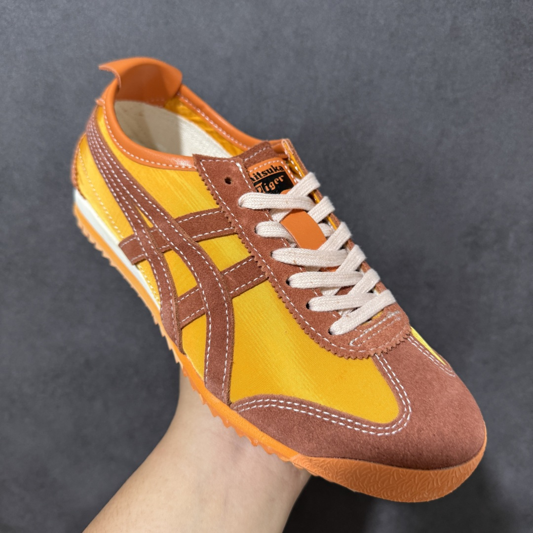 图片[3]-【公司级】Onitsuka Tiger Mexico 66 NM 阿斯克斯 鬼冢虎 鬼塚虎 低帮男女同款 舒适百搭防滑耐磨减震低邦运动德训鞋 Mexico 66运动鞋展现了60年代的复古外观，并带有现代风格，色彩和细节，使之焕然一新，凭借其传统外观和标志性设计效果，这款鞋由皮革制成，具有鞋跟交叉加固设计，凭借其传统外观和标志性的设计效果，Mexico 66型号为任何休闲装增添了永恒的风格。鬼冢虎在全球范围内收到热烈追捧，旗下的Mexicod 66系列，既舒适又时尚，让人无法抗拒。 货号：1183C522-200 尺码：35 36 37 37.5 38 39 39.5 40 40.5 41.5 42 42.5 43.5 44 44.5 45-选品中心