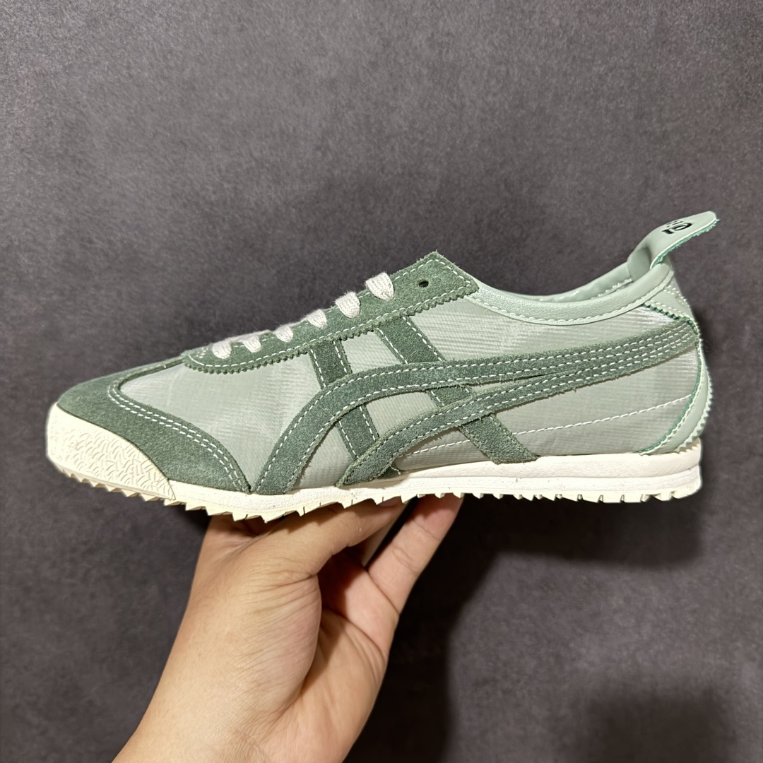图片[2]-【公司级】Onitsuka Tiger Mexico 66 NM 阿斯克斯 鬼冢虎 鬼塚虎 低帮男女同款 舒适百搭防滑耐磨减震低邦运动德训鞋 Mexico 66运动鞋展现了60年代的复古外观，并带有现代风格，色彩和细节，使之焕然一新，凭借其传统外观和标志性设计效果，这款鞋由皮革制成，具有鞋跟交叉加固设计，凭借其传统外观和标志性的设计效果，Mexico 66型号为任何休闲装增添了永恒的风格。鬼冢虎在全球范围内收到热烈追捧，旗下的Mexicod 66系列，既舒适又时尚，让人无法抗拒。 货号：1183C176-800 尺码：35 36 37 37.5 38 39 39.5 40 40.5 41.5 42 42.5 43.5 44 44.5 45-选品中心
