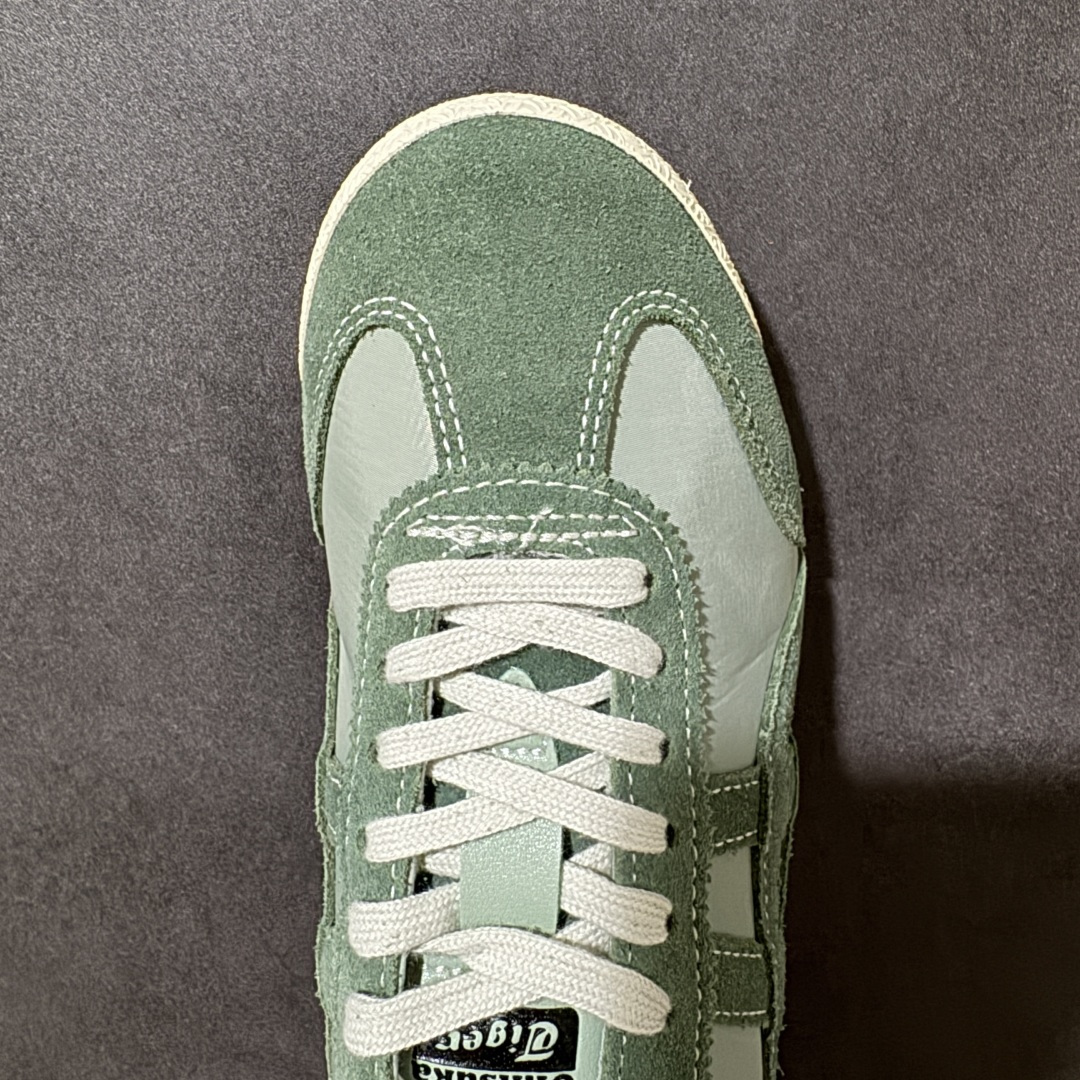 图片[5]-【公司级】Onitsuka Tiger Mexico 66 NM 阿斯克斯 鬼冢虎 鬼塚虎 低帮男女同款 舒适百搭防滑耐磨减震低邦运动德训鞋 Mexico 66运动鞋展现了60年代的复古外观，并带有现代风格，色彩和细节，使之焕然一新，凭借其传统外观和标志性设计效果，这款鞋由皮革制成，具有鞋跟交叉加固设计，凭借其传统外观和标志性的设计效果，Mexico 66型号为任何休闲装增添了永恒的风格。鬼冢虎在全球范围内收到热烈追捧，旗下的Mexicod 66系列，既舒适又时尚，让人无法抗拒。 货号：1183C176-800 尺码：35 36 37 37.5 38 39 39.5 40 40.5 41.5 42 42.5 43.5 44 44.5 45-选品中心