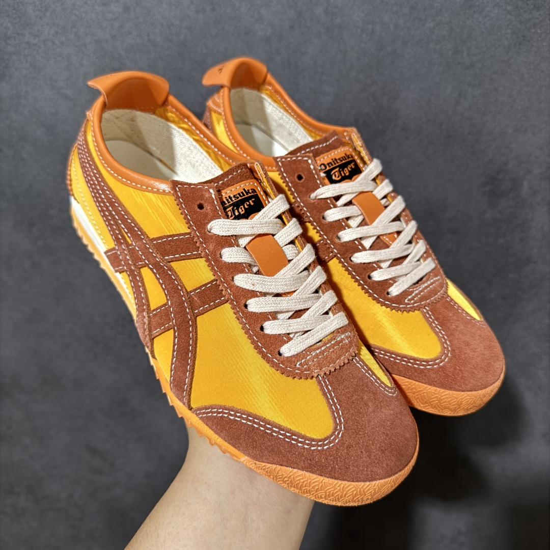 图片[6]-【公司级】Onitsuka Tiger Mexico 66 NM 阿斯克斯 鬼冢虎 鬼塚虎 低帮男女同款 舒适百搭防滑耐磨减震低邦运动德训鞋 Mexico 66运动鞋展现了60年代的复古外观，并带有现代风格，色彩和细节，使之焕然一新，凭借其传统外观和标志性设计效果，这款鞋由皮革制成，具有鞋跟交叉加固设计，凭借其传统外观和标志性的设计效果，Mexico 66型号为任何休闲装增添了永恒的风格。鬼冢虎在全球范围内收到热烈追捧，旗下的Mexicod 66系列，既舒适又时尚，让人无法抗拒。 货号：1183C176-020 尺码：35 36 37 37.5 38 39 39.5 40 40.5 41.5 42 42.5 43.5 44 44.5 45-选品中心