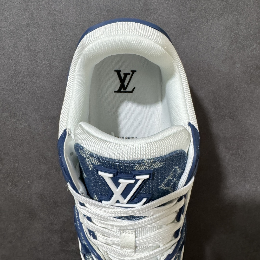 图片[6]-【OK版本】LV Trainer 白灰牛仔 双层飞机礼盒 中端品质 价格超值不杀猪 产 工厂长期补货 原版购入开发打造 超高还原度 空胶工艺 各细节到位 正确牛仔布料无色差 图案对版对位 细节 版型全都没毛病 正确鞋垫 中端零售 品质见实拍 无需过多文案赘述！ 尺码：35 36 37 38 39 40 41 42 43 44 45 46-选品中心