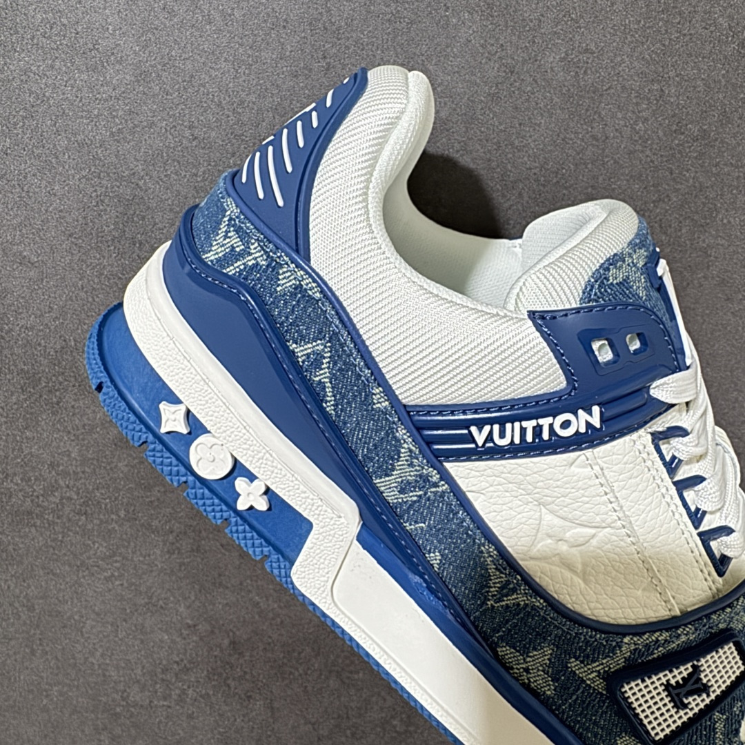 图片[7]-【OK版本】LV Trainer 白灰牛仔 双层飞机礼盒 中端品质 价格超值不杀猪 产 工厂长期补货 原版购入开发打造 超高还原度 空胶工艺 各细节到位 正确牛仔布料无色差 图案对版对位 细节 版型全都没毛病 正确鞋垫 中端零售 品质见实拍 无需过多文案赘述！ 尺码：35 36 37 38 39 40 41 42 43 44 45 46-选品中心