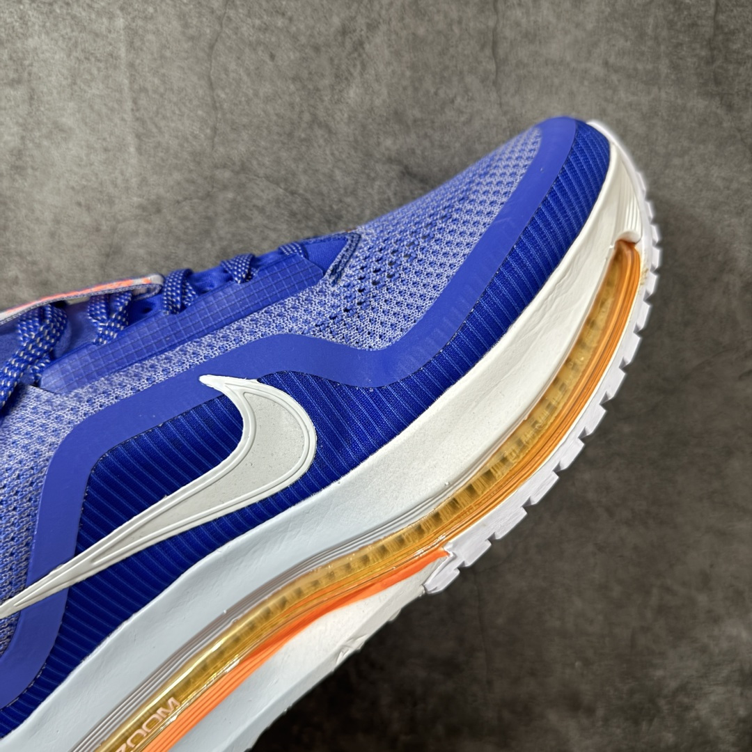 图片[6]-【纯原S版】Nike Pegasus Premium SE 舒适百搭减震防滑耐磨透气 低帮跑步鞋 简约又不失活力，上脚超吸睛。  它不仅颜值高，性能更是一绝！  全掌气垫科技，减震防滑超耐磨，每一步都能感受到强劲回弹，给双脚舒适支撑。  透气鞋面，跑步时双脚也能自由呼吸。    #独家原包 原底原料 开模打造  #原厂鞋标 高精密准度  #原楦原纸板开发 匹配原版98%以上  #后跟弧度 正确呈现  #原厂皮料 质感无敌  #皮料切割干净 无任何毛边 清洁度细节完美  货号：HQ2592-400 尺码：35.5-46-选品中心