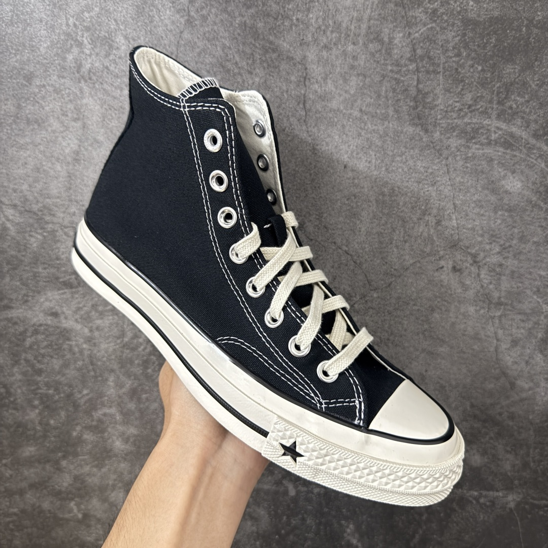图片[3]-【虎扑2.0小头版】 Converse CHUCK 70 X 匡威1970s 舒适运动 高帮 帆布鞋 男女同款 黑色 A24225C 全新开发 不仅仅为小鞋头 细节 材料 做工 全方位升级 经典永不过时 十年老厂出品 平台正品订单 超稳定的品控清洁度 全套原厂材料配置 原厂硫化工艺 油性扁平尖头 原厂楦头纸板数据 一体化超软蓝底加持 超软EVA鞋垫 后掌灰色缓震胶 脚感一比一还原 耐磨橡胶大底 越南产内外标 原盒黑色吊牌 超高清洁度 随意冲正 如有更好白送 尺码：35 36 36.5 37 37.5 38 39 39.5 40 41 41.5 42 42.5 43 44-选品中心