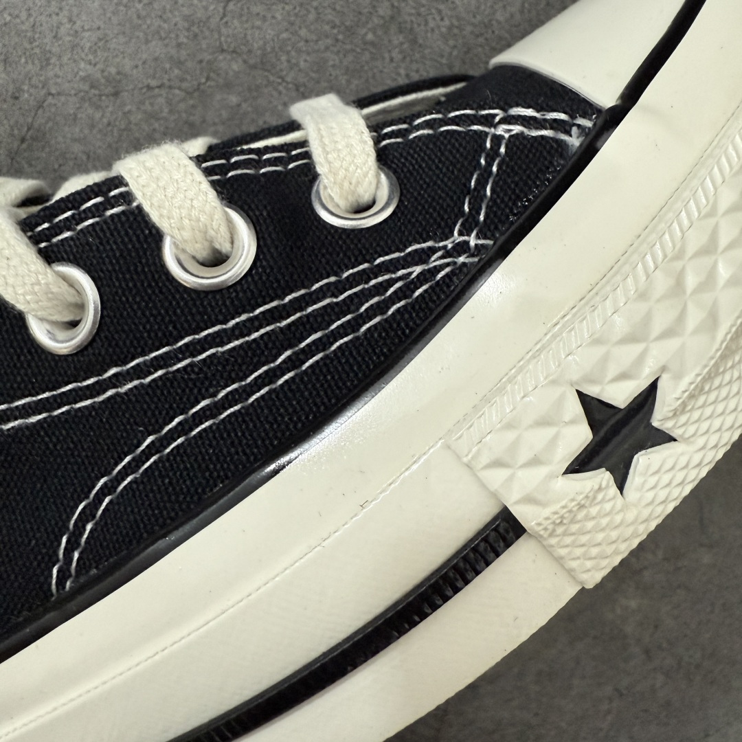 图片[3]-【虎扑2.0小头版】 Converse CHUCK 70 X 匡威1970s 舒适运动 高帮 帆布鞋 男女同款 黑色 A24225C 全新开发 不仅仅为小鞋头 细节 材料 做工 全方位升级 经典永不过时 十年老厂出品 平台正品订单 超稳定的品控清洁度 全套原厂材料配置 原厂硫化工艺 油性扁平尖头 原厂楦头纸板数据 一体化超软蓝底加持 超软EVA鞋垫 后掌灰色缓震胶 脚感一比一还原 耐磨橡胶大底 越南产内外标 原盒黑色吊牌 超高清洁度 随意冲正 如有更好白送 尺码：35 36 36.5 37 37.5 38 39 39.5 40 41 41.5 42 42.5 43 44-选品中心