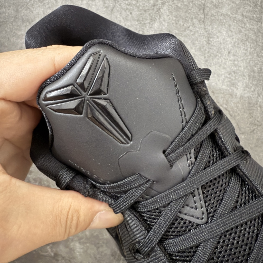 图片[6]-【S2纯原版】Nike Kobe 9 Elite EM TB P 纯黑全黑色 S2纯原生产线 科比九代 #React科技鞋垫加持 实战配置直接拉满 #原楦纸板开发 鞋身流线型、后跟塑形，区分土肥圆 #原厂针织鞋面一针一线匹配原版 #全身鞋材卡料色独家定制 热压印SWOOSH #真实底模最大48.5 实战利器 专供海外市场 货号：IH5095-002 尺码：40 40.5 41 42 42.5 43 44 44.5 45 46 47.5 48.5 （脚宽、脚胖 建议买大半码）-选品中心