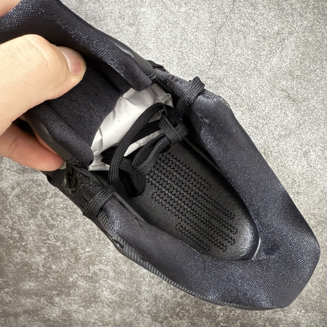 图片[8]-【S2纯原版】Nike Kobe 9 Elite EM TB P 纯黑全黑色 S2纯原生产线 科比九代 #React科技鞋垫加持 实战配置直接拉满 #原楦纸板开发 鞋身流线型、后跟塑形，区分土肥圆 #原厂针织鞋面一针一线匹配原版 #全身鞋材卡料色独家定制 热压印SWOOSH #真实底模最大48.5 实战利器 专供海外市场 货号：IH5095-002 尺码：40 40.5 41 42 42.5 43 44 44.5 45 46 47.5 48.5 （脚宽、脚胖 建议买大半码）-选品中心
