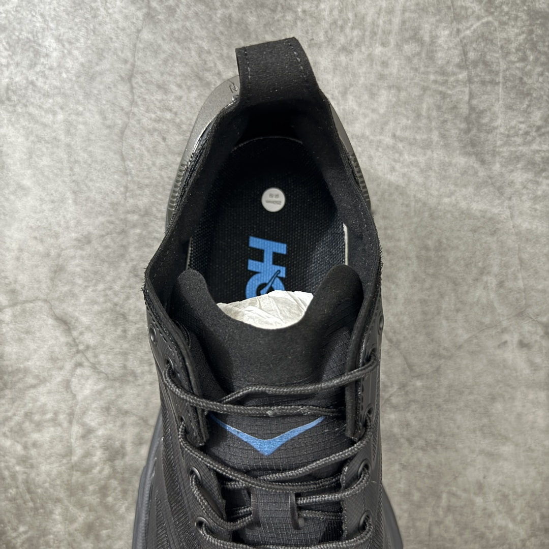 图片[8]-【纯原H版】HOKA ONE ONE Stinson 7 ATR 斯廷森7代系列低帮全地形厚底轻量运动越野跑鞋 HOKA ONE ONE总是以独特的方式 Stinson ATR 主打整个HOKA系列中最出色最厚中底设计 堪称名副其实的“减震王” 这一款多功能全地形跑鞋采用以废旧塑料制成的尤尼菲 Reprieve再生面料 比其前代产品的重量更轻、稳定性更高 与鞋带一体化设计的全新孔眼可提供独立的支撑 精心打磨的后跟鞋口圈可带来松软契合的舒适脚感 而紧密分布的凸耳则可以确保绝佳的稳定性 尺码：36 36.5 37.5 38 38.5 39 40 40.5 41 42 42.5 43 44 44.5 45-选品中心