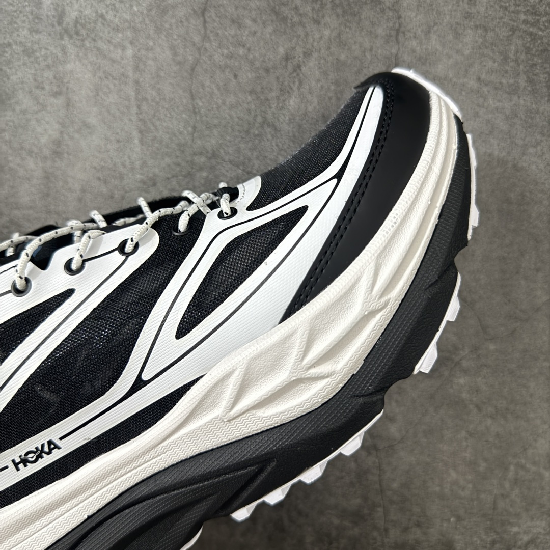 图片[6]-【纯原H版】HOKA ONE ONE Stinson 7 ATR 斯廷森7代系列低帮全地形厚底轻量运动越野跑鞋 HOKA ONE ONE总是以独特的方式 Stinson ATR 主打整个HOKA系列中最出色最厚中底设计 堪称名副其实的“减震王” 这一款多功能全地形跑鞋采用以废旧塑料制成的尤尼菲 Reprieve再生面料 比其前代产品的重量更轻、稳定性更高 与鞋带一体化设计的全新孔眼可提供独立的支撑 精心打磨的后跟鞋口圈可带来松软契合的舒适脚感 而紧密分布的凸耳则可以确保绝佳的稳定性 尺码：36 36.5 37.5 38 38.5 39 40 40.5 41 42 42.5 43 44 44.5 45-选品中心
