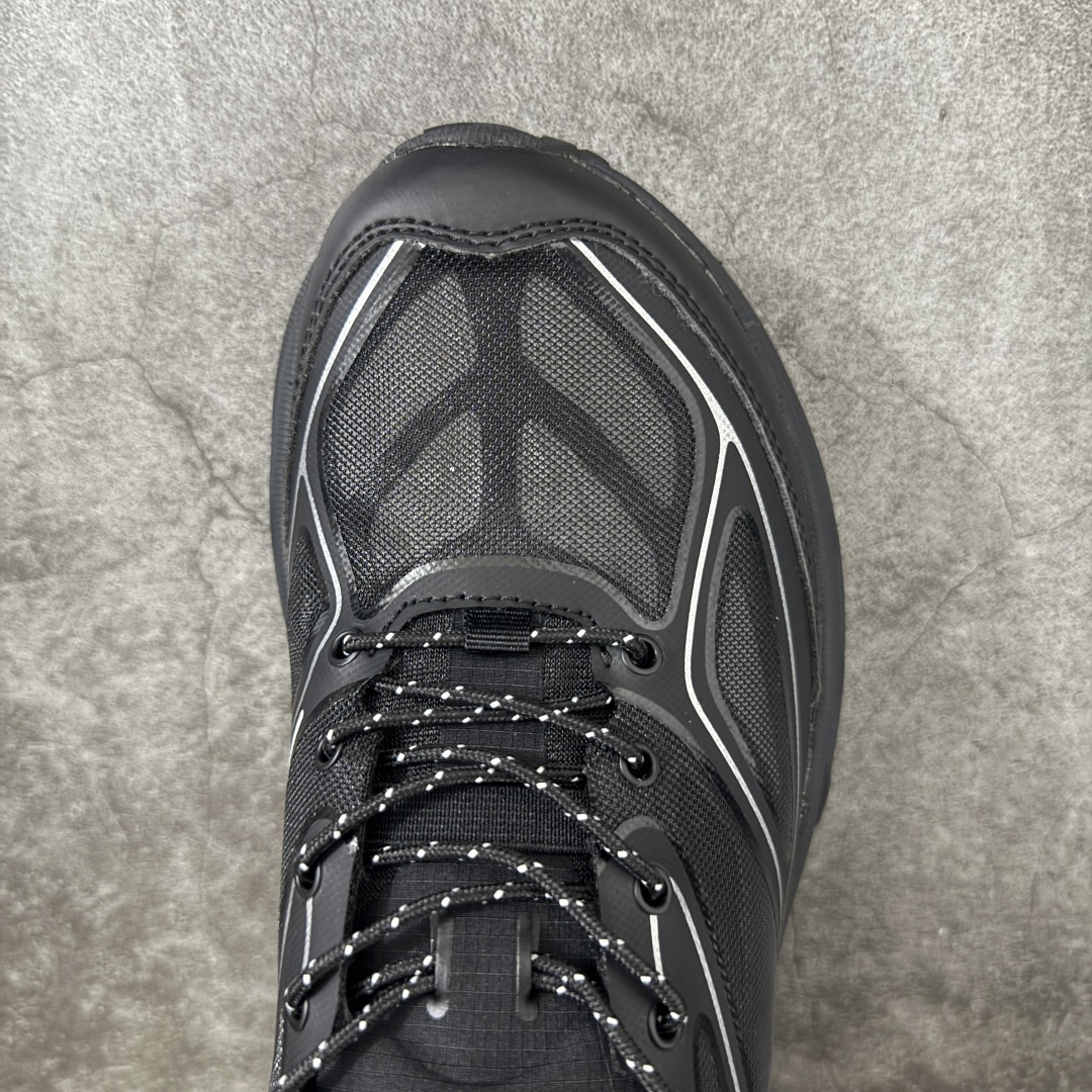 图片[5]-【纯原H版】HOKA ONE ONE Stinson 7 ATR 斯廷森7代系列低帮全地形厚底轻量运动越野跑鞋 HOKA ONE ONE总是以独特的方式 Stinson ATR 主打整个HOKA系列中最出色最厚中底设计 堪称名副其实的“减震王” 这一款多功能全地形跑鞋采用以废旧塑料制成的尤尼菲 Reprieve再生面料 比其前代产品的重量更轻、稳定性更高 与鞋带一体化设计的全新孔眼可提供独立的支撑 精心打磨的后跟鞋口圈可带来松软契合的舒适脚感 而紧密分布的凸耳则可以确保绝佳的稳定性 尺码：36 36.5 37.5 38 38.5 39 40 40.5 41 42 42.5 43 44 44.5 45-选品中心
