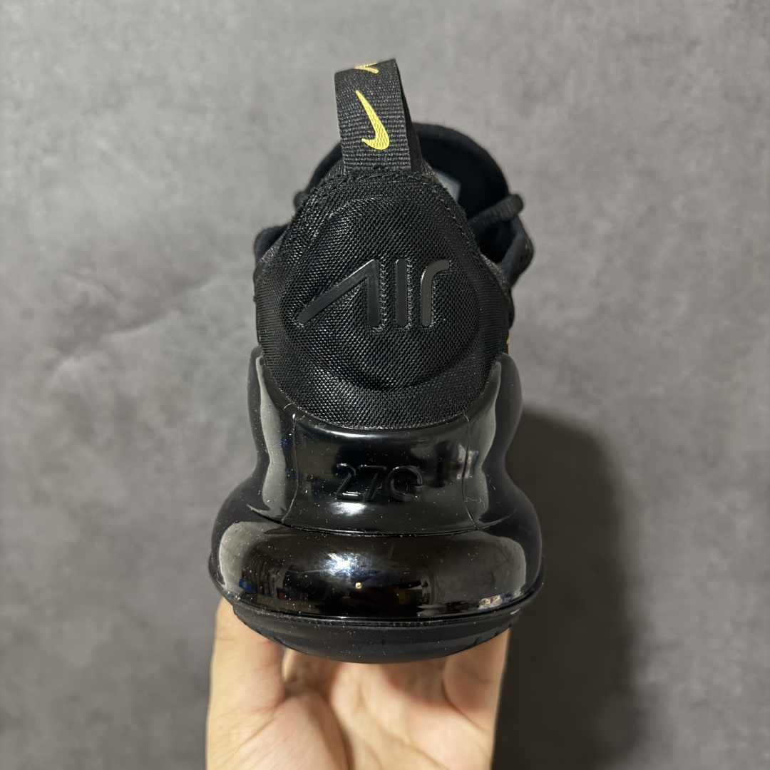 图片[4]-特价【公司级】Nike Air Max 270 气垫防震耐磨休闲运动跑步鞋 时尚舒适的穿着感受和出众格调 鞋款设计灵感源自Air Max经典 搭配大型窗口和新颖配色 彰显的出众创新 缔造非凡舒适的日常穿着体验 从跑步运动汲取设计灵感 打造利落外观 让你时刻彰显风范 货号： AH8050-007 尺码：39-45-选品中心