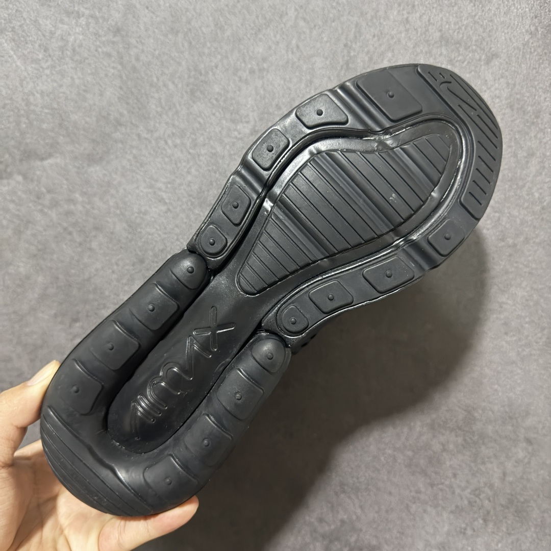 图片[9]-特价【公司级】Nike Air Max 270 气垫防震耐磨休闲运动跑步鞋 时尚舒适的穿着感受和出众格调 鞋款设计灵感源自Air Max经典 搭配大型窗口和新颖配色 彰显的出众创新 缔造非凡舒适的日常穿着体验 从跑步运动汲取设计灵感 打造利落外观 让你时刻彰显风范 货号： AH8050-007 尺码：39-45-选品中心
