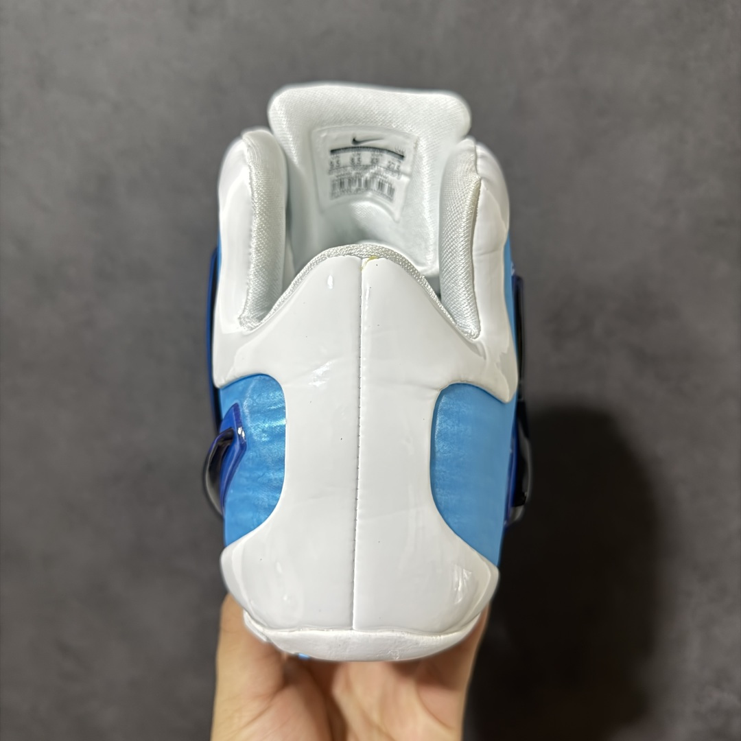 图片[4]-【公司级】Nk Air Hyperflight 街舞风雷 经典复古篮球鞋 鞋面采用高亮亮面漆皮材质，镜面质感通透亮眼，弯折不易开裂。中帮流线型科幻鞋型，标志性异形黑色支撑骨架线条辨识度拉满，后跟搭载 Air 气垫，缓震回弹适配球场实战。亮黄撞黑配色极具千禧年未来机甲风，既是当年经典赛场战靴，如今作为复古潮流球鞋，上脚个性吸睛，穿搭复古街头风氛围感直接拉满。 货号：302686-411 尺码：40 40.5 41 42 42.5 43 44 44.5 45 46 47.5-选品中心