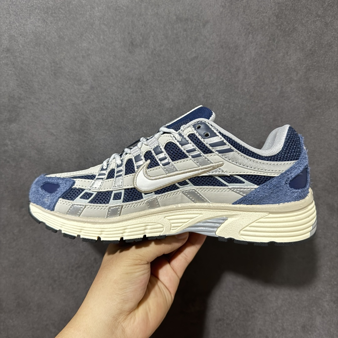 图片[2]-【公司级】Nike P-6000 复古休闲 耐克 低帮休闲城市通勤跑步鞋 采用透气网眼布搭配皮革和合成材质覆面 再现早期鞋款外观 活力配色打造时尚外观和运动美学 结合泡棉缓震配置 缔造非凡舒适的日常穿着体验 皮革织物与合成材质组合鞋面 打造舒适支撑效果 货号：IU7549-400 尺码：36 36.5 37.5 38 38.5 39 40 40.5 41 42 42.5 43 44 45-选品中心